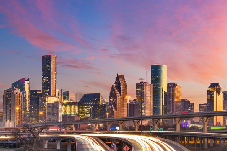 Why texas is booming in apartment investing Texas apartment investing